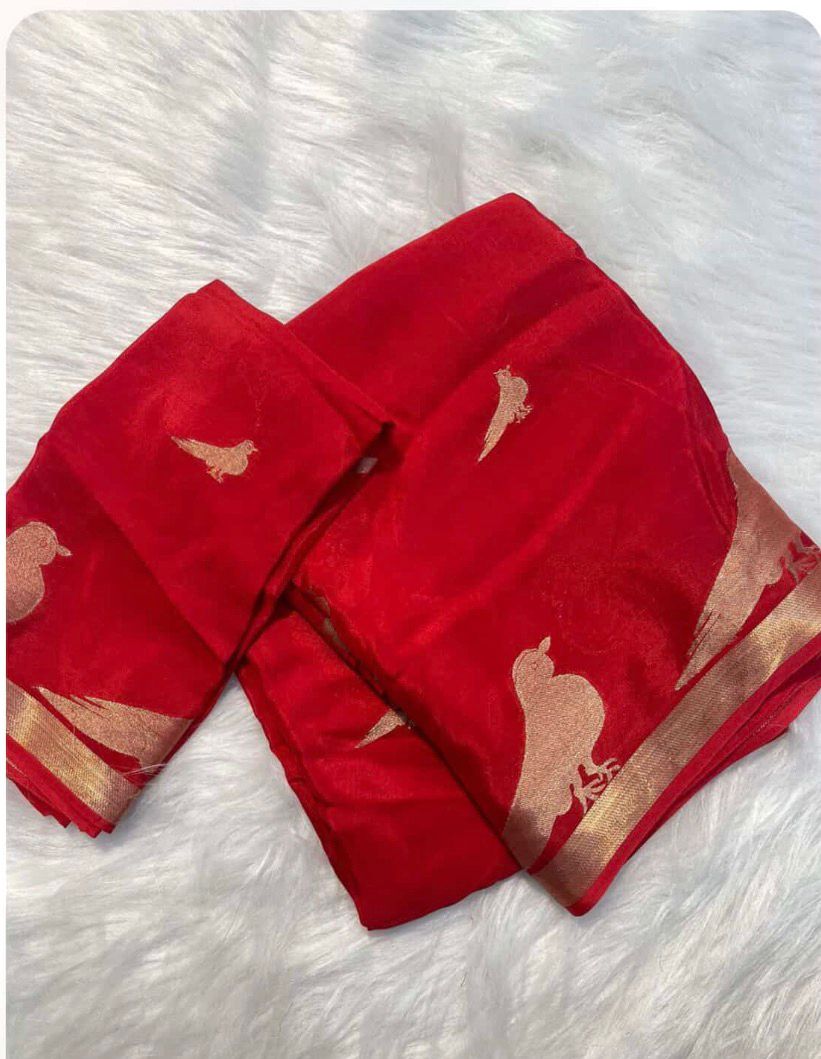 Red Crepe Silk Saree with Gold Bird Motif Weaving | Traditional Festive Wear Saree
