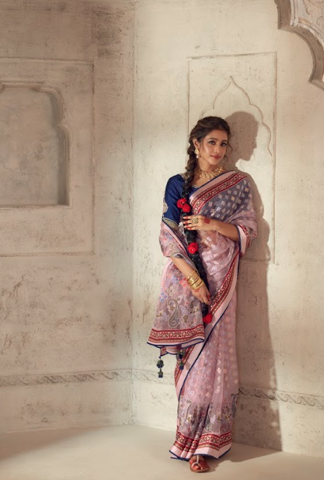 Vibrant Onyx Brasso Saree with Designer Blouse Piece, Embodying Timeless Elegance and Artisan Craftsmanship